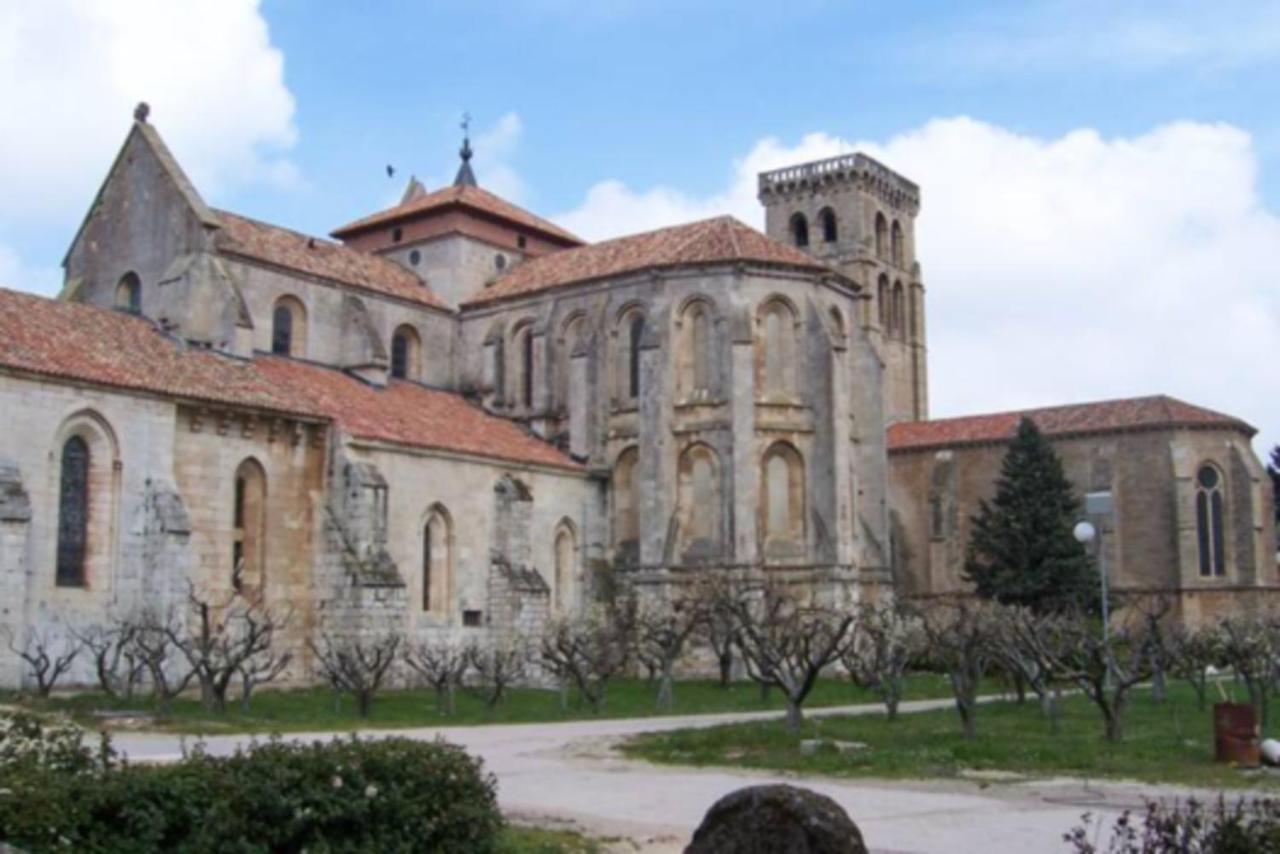 La Catedral Vut - Apt Para 4 Con Wifi En El Centro De Burgo Esterno foto